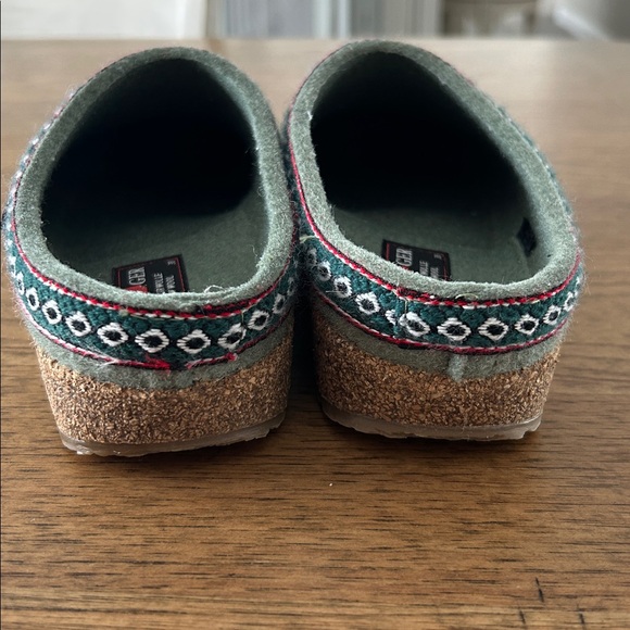 Haflinger Green Wool clogs - Picture 3 of 9
